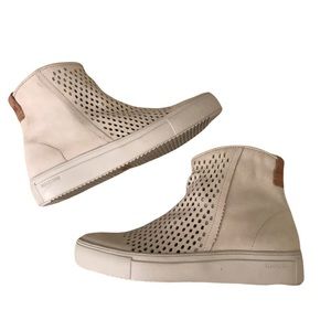 NWT Blackstone Wind Chime perforated boots 6.5 37